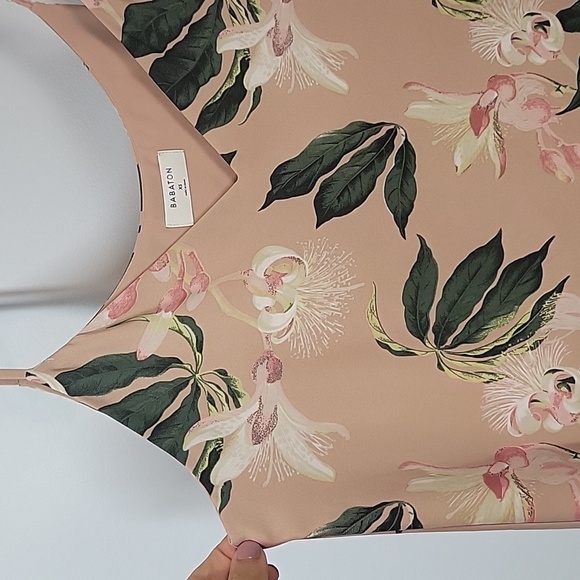 Babaton Everly floral cami - Picture 5 of 10